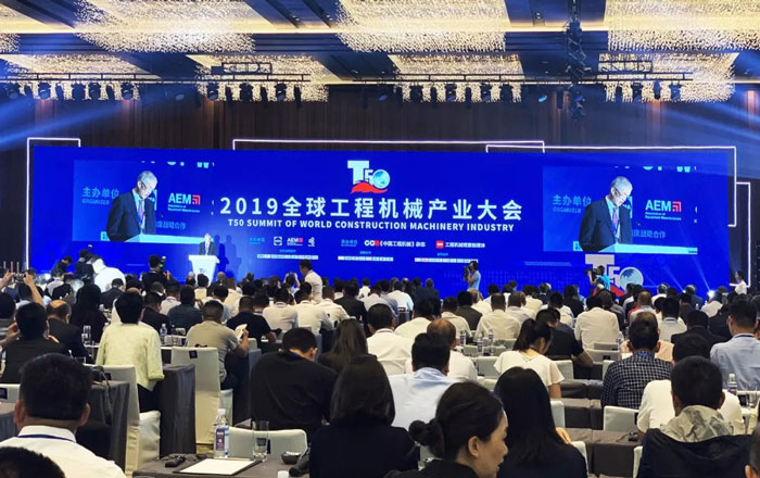 双喜临门！五大联赛官方网页版_五大联赛网（中国）
囊括两项工程机械行业大奖