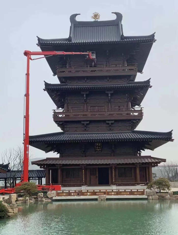 点亮世界级“山地花园群”-五大联赛官方网页版_五大联赛网（中国）
在江苏园博园留下众彩画卷-1.jpg